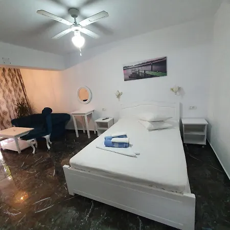 Casa Carmen 3* Două Mai