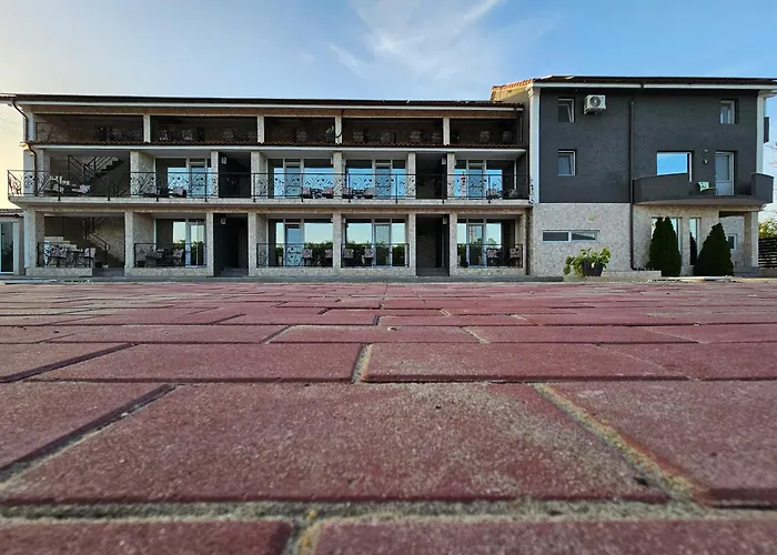 Casa Carmen Salina Artificiala 3* 2 Mai